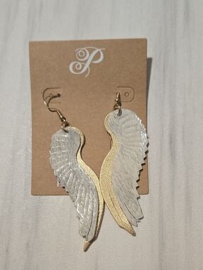 Plunder White and Gold Angel Wing Earrings